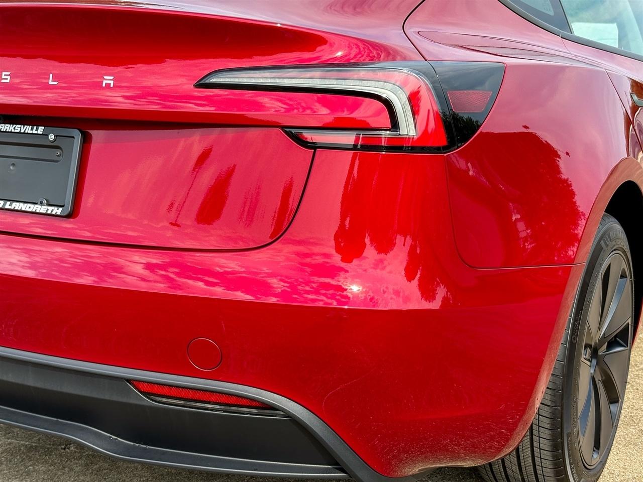 Tesla Model 3  2025