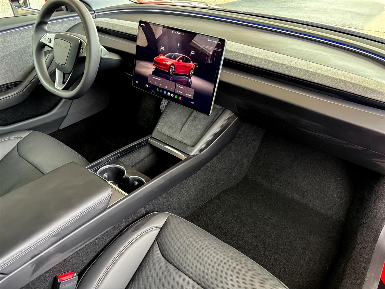 Tesla Model 3  2025
