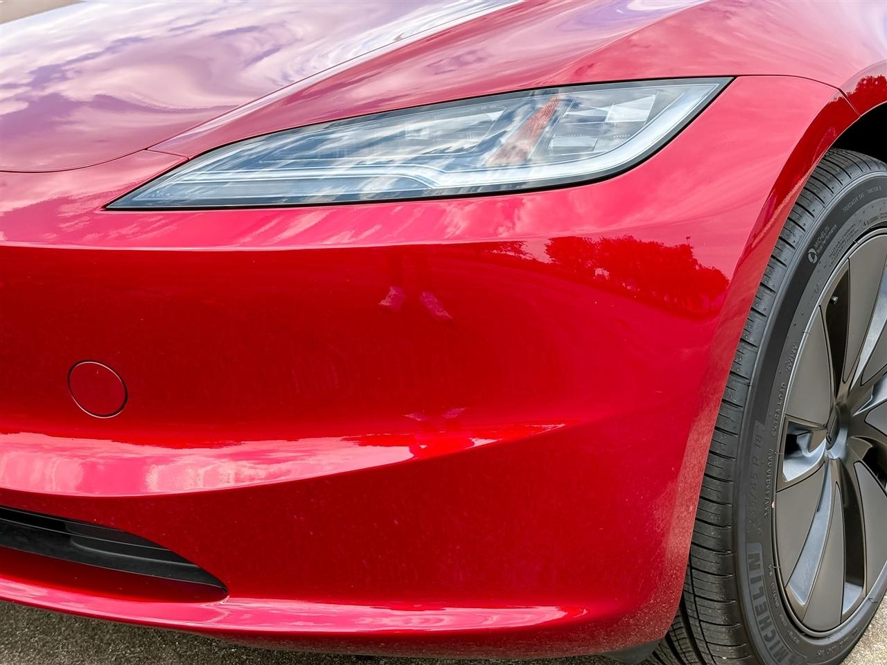 Tesla Model 3  2025