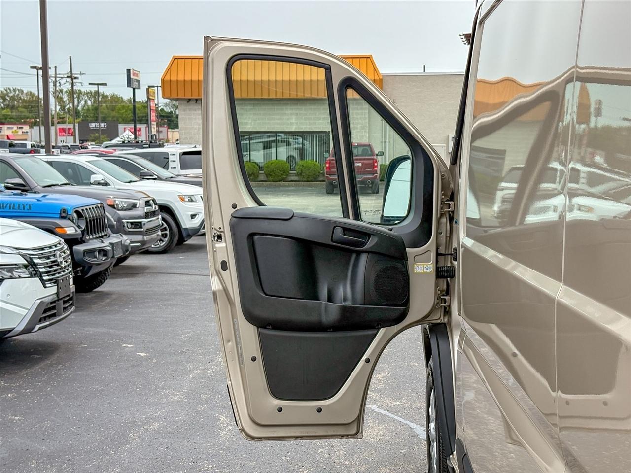 RAM ProMaster Cargo Van  2025