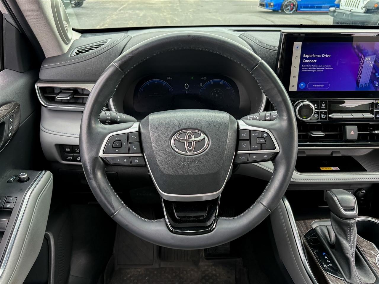 Toyota Highlander  2023