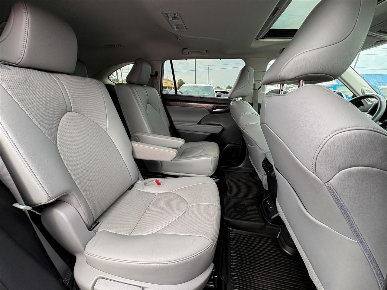 Toyota Highlander  2023