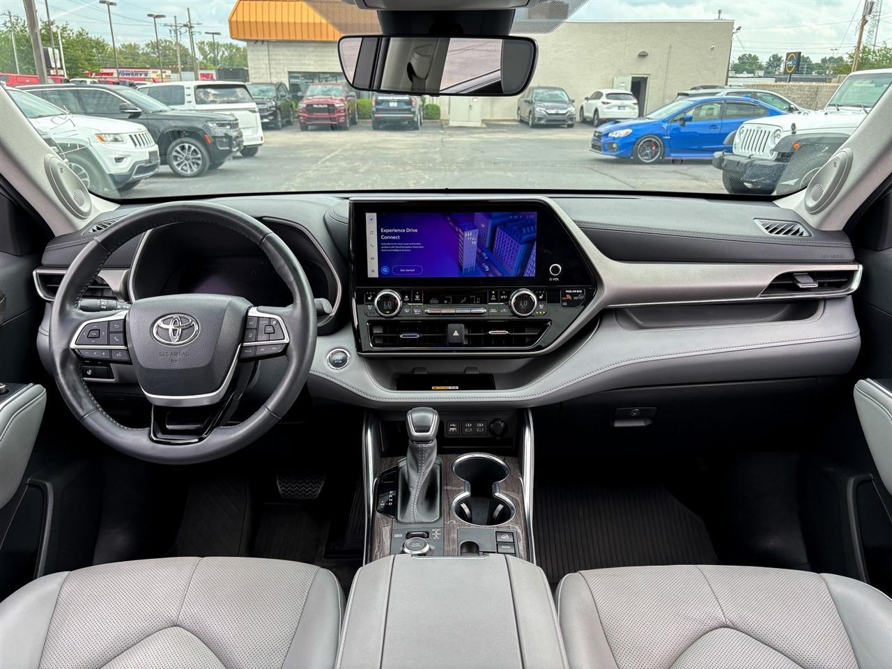 Toyota Highlander  2023