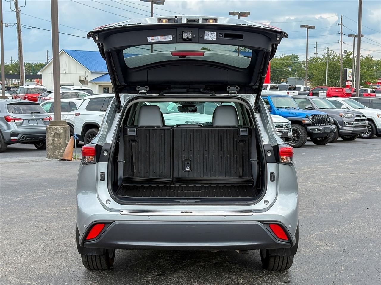 Toyota Highlander  2023