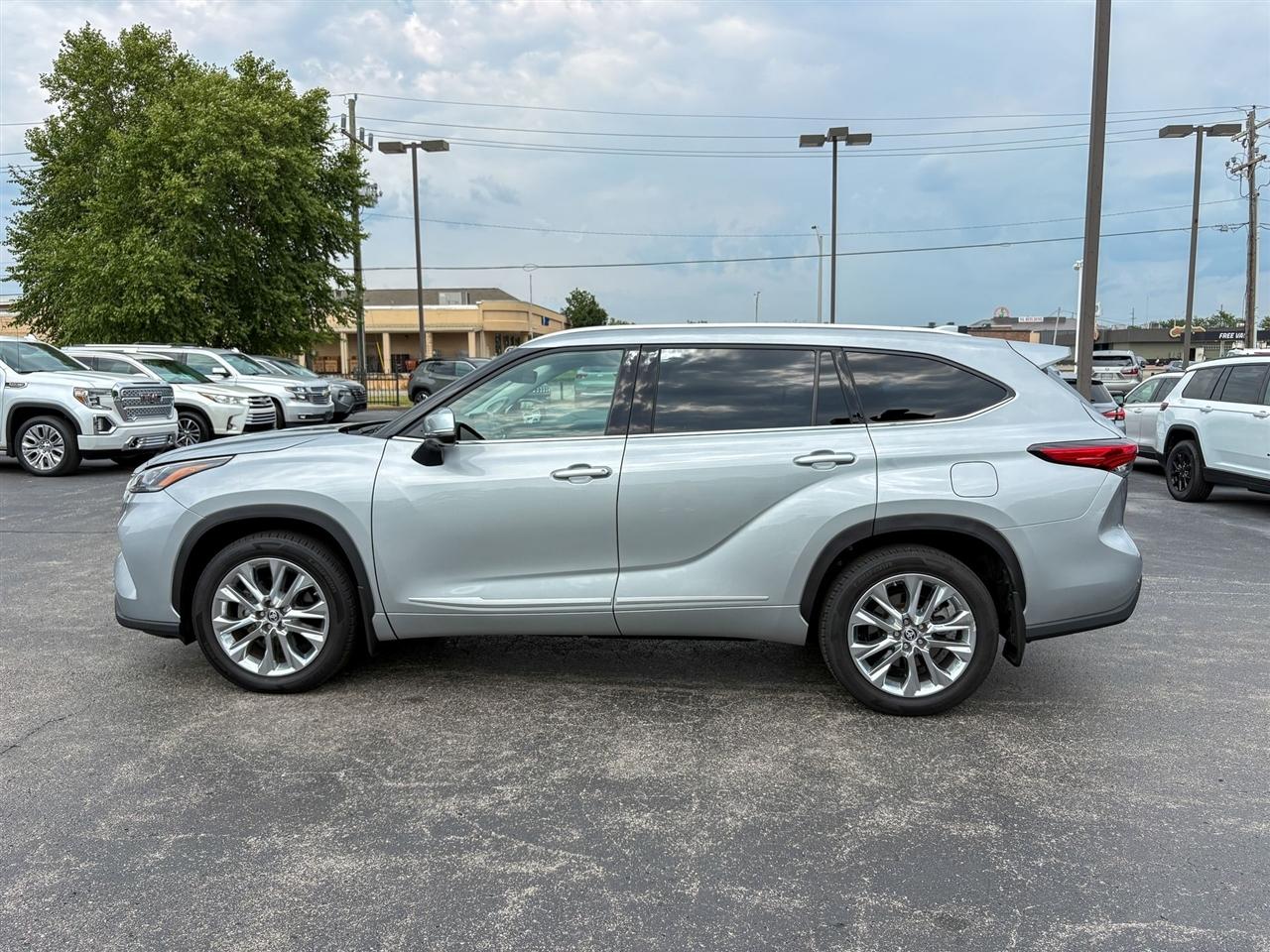 Toyota Highlander  2023