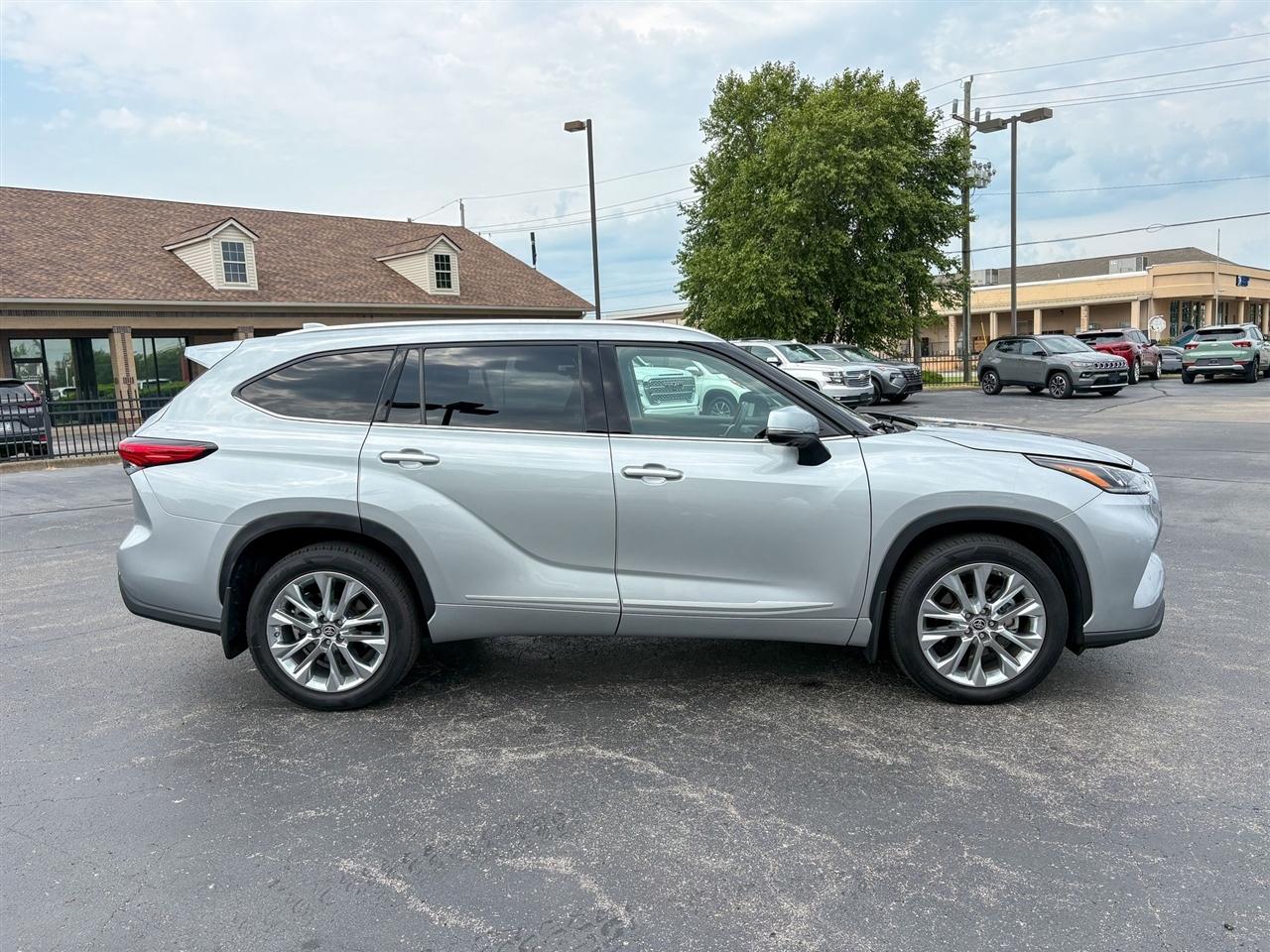 Toyota Highlander  2023