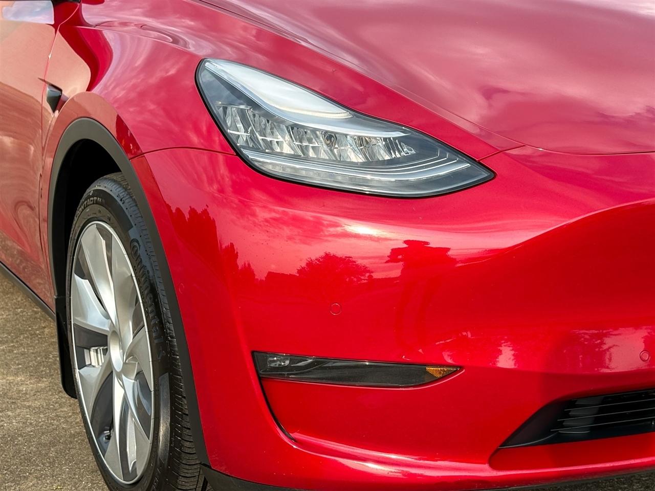 Tesla Model Y  2021