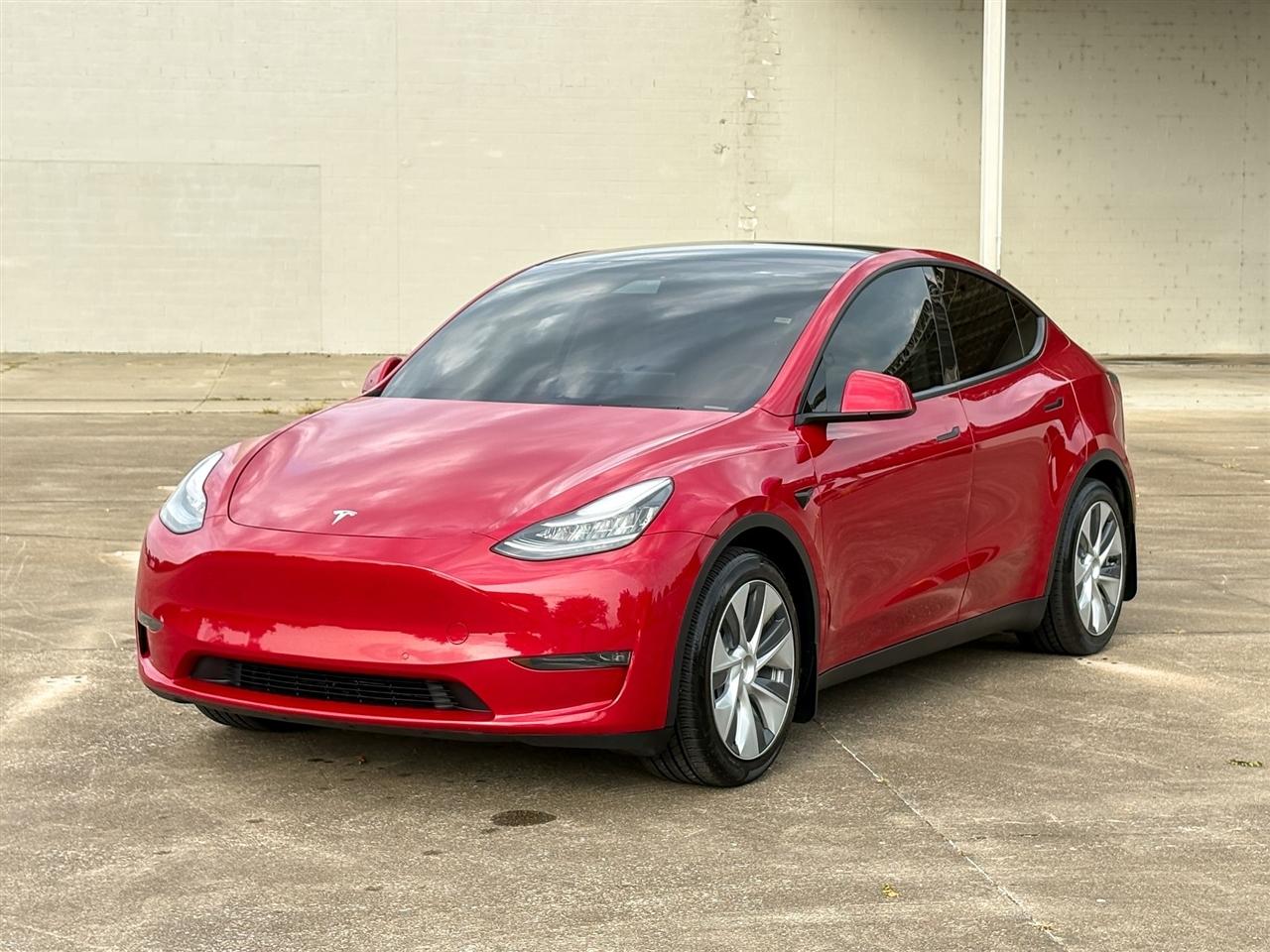 Tesla Model Y  2021