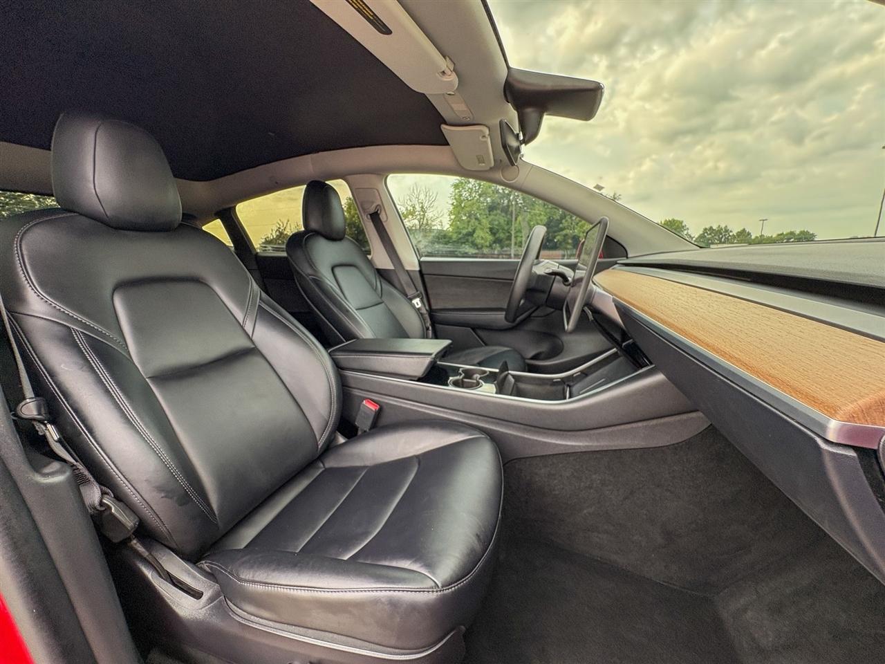Tesla Model Y  2021