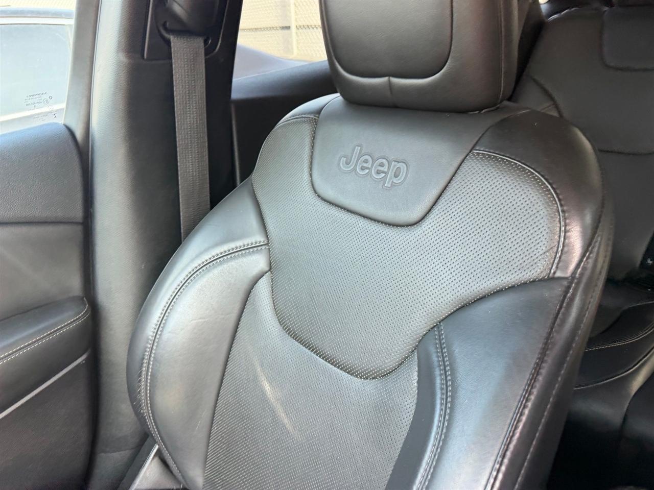 Jeep Cherokee  2019