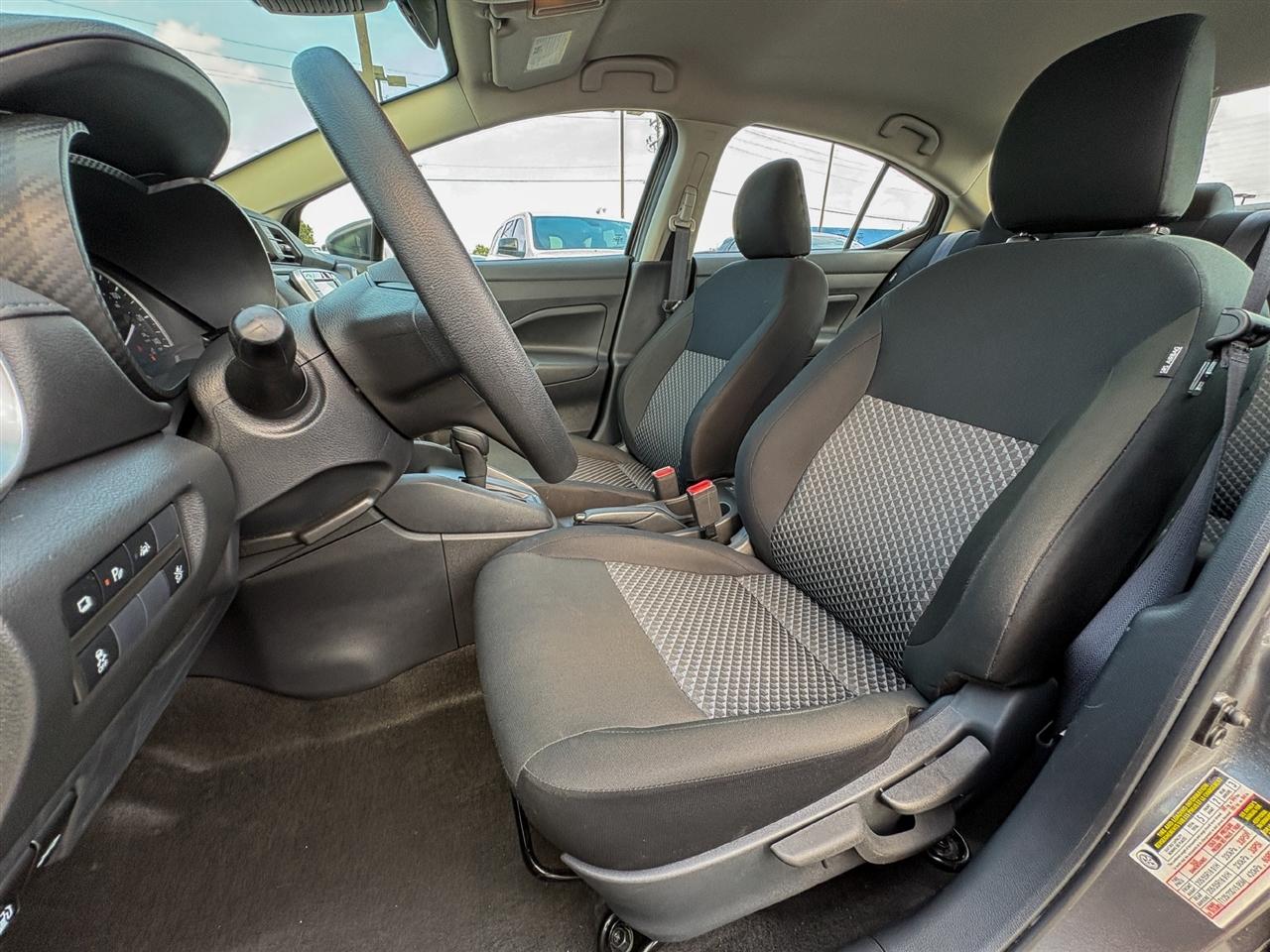 Nissan Versa  2024