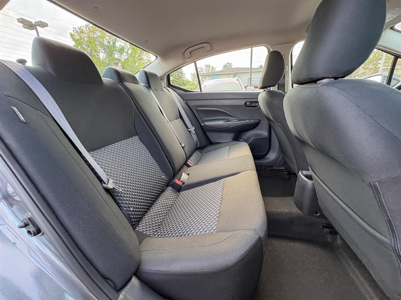 Nissan Versa  2024