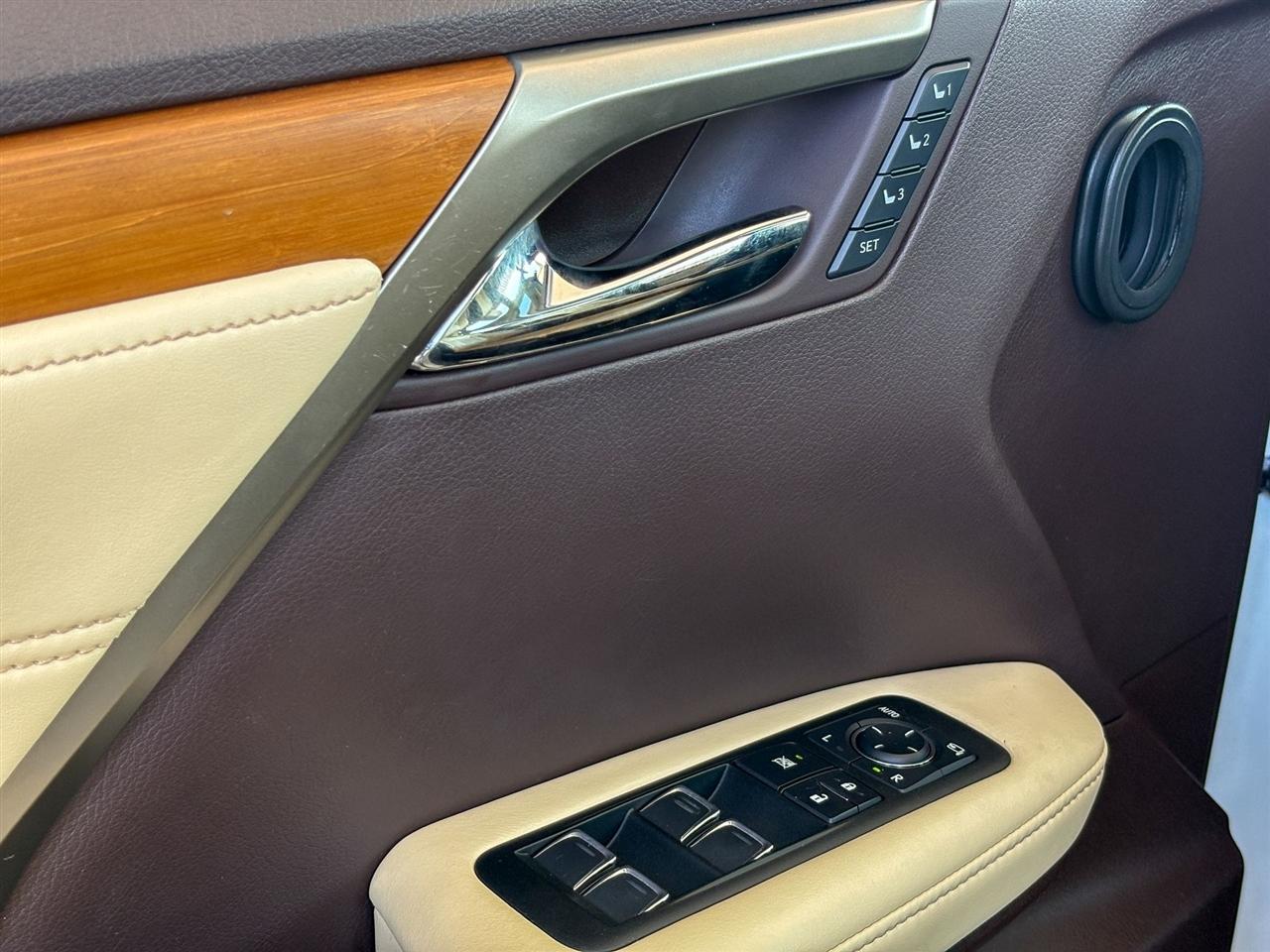 Lexus RX  2018