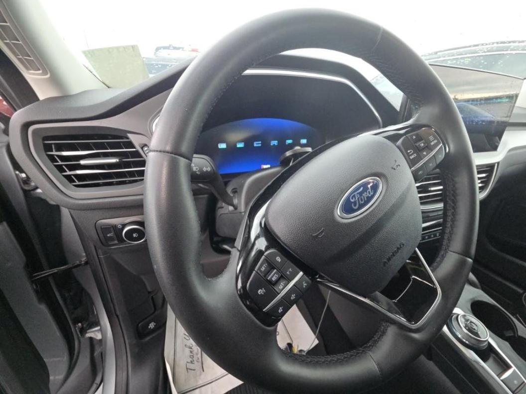 Ford Escape  2023