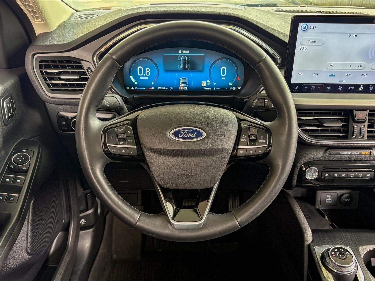 2023 Ford Escape Platinum - Photo 16