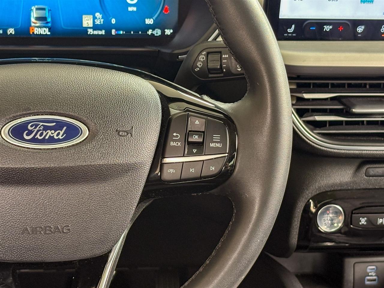 2023 Ford Escape Platinum - Photo 19