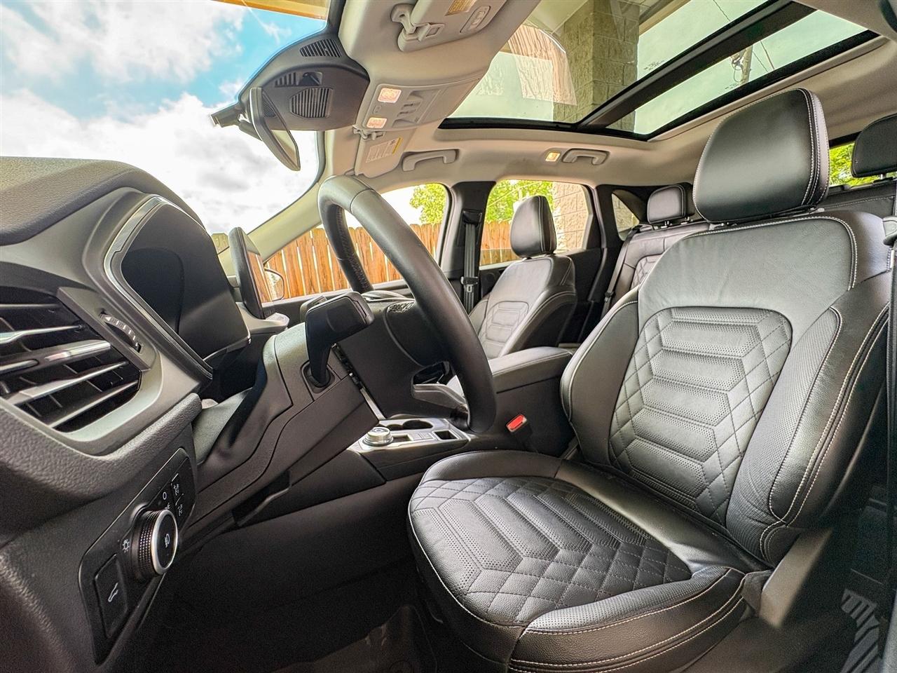 2023 Ford Escape Platinum - Photo 23