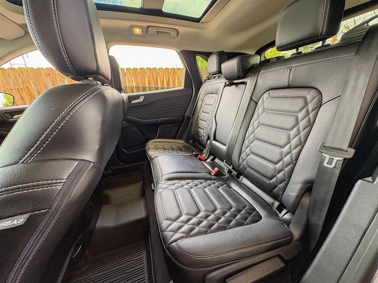 2023 Ford Escape Platinum - Photo 24