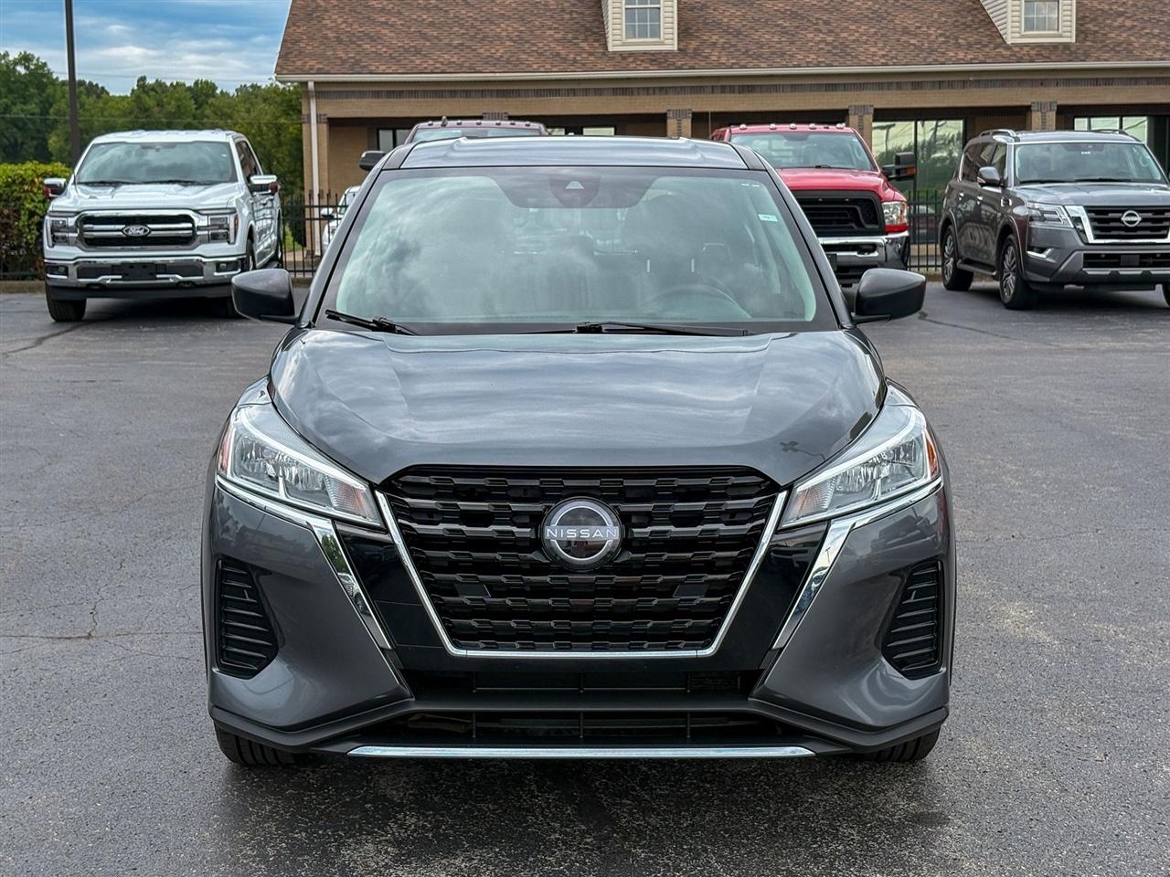 Nissan Kicks  2024