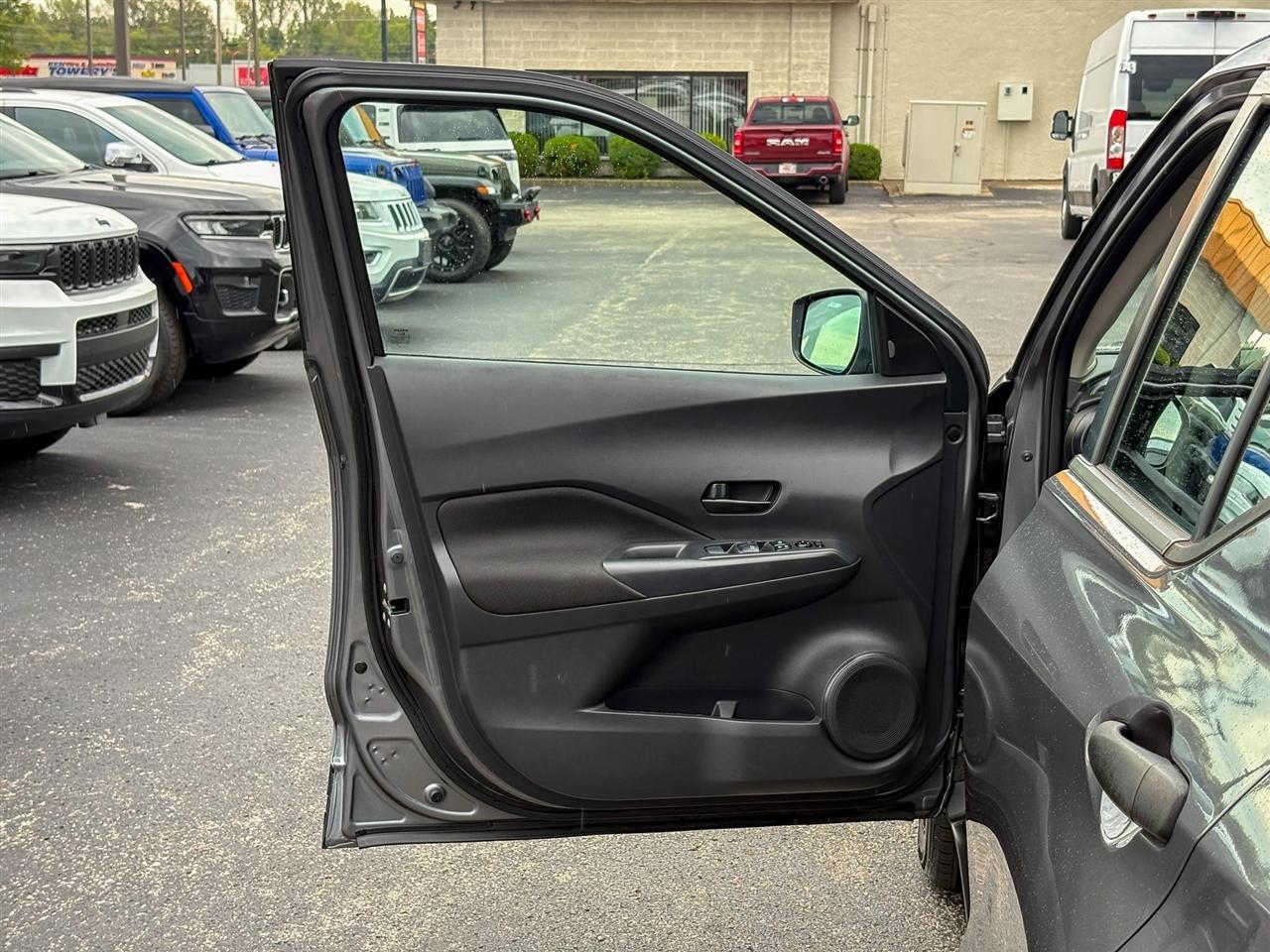Nissan Kicks  2024