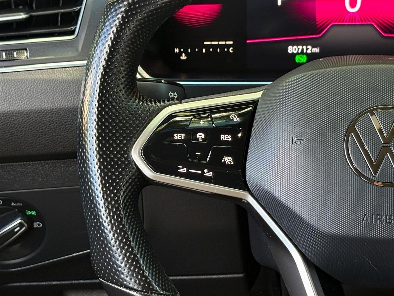 Volkswagen Tiguan  2022