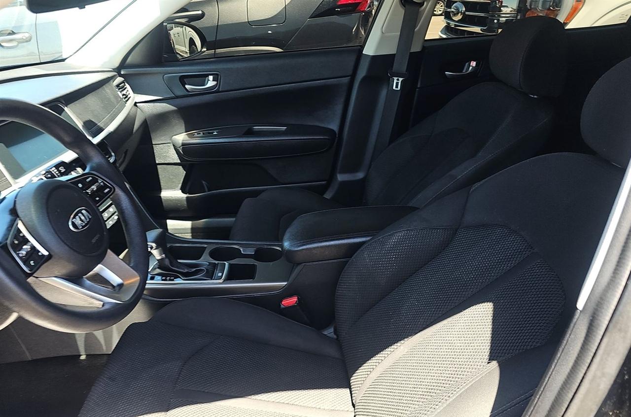 Kia Optima  2020