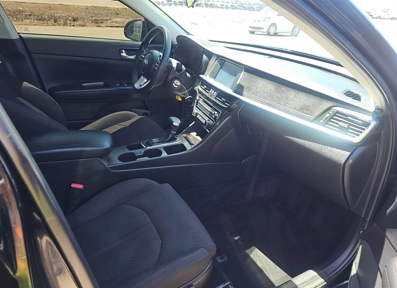 Kia Optima  2020