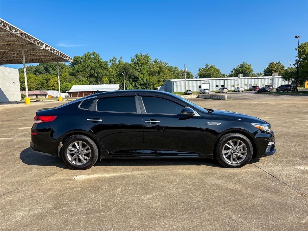 Kia Optima  2020