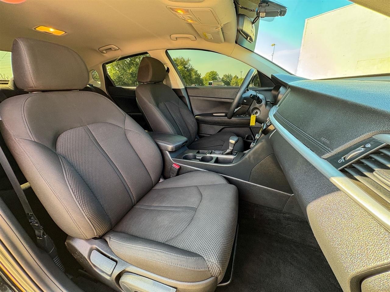Kia Optima  2020