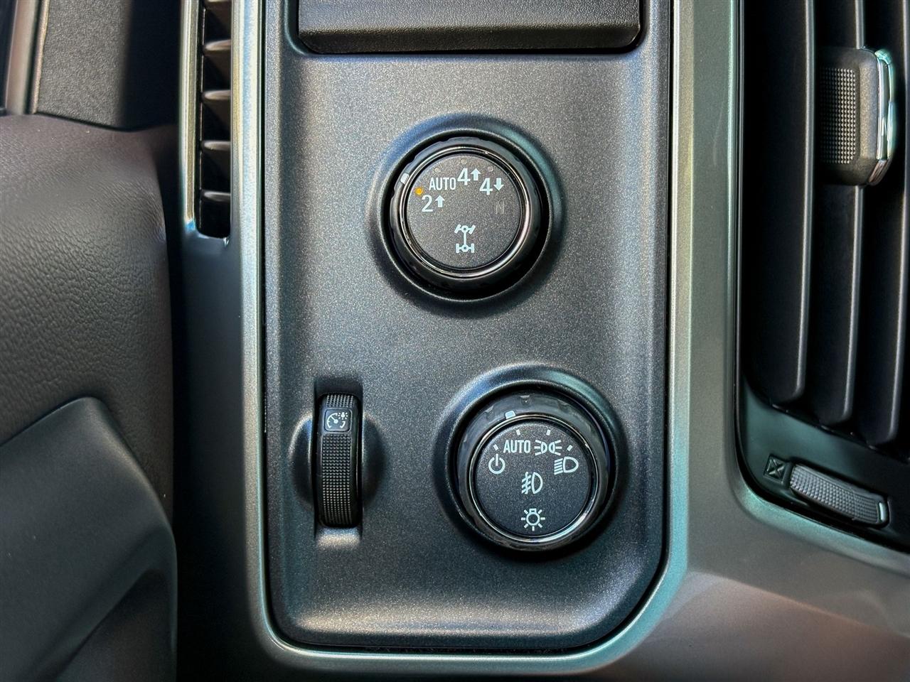 Chevrolet Silverado 1500  2018
