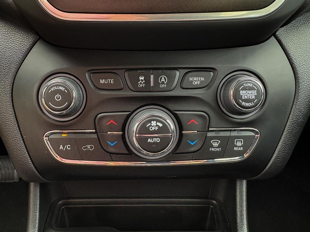 Jeep Cherokee  2022