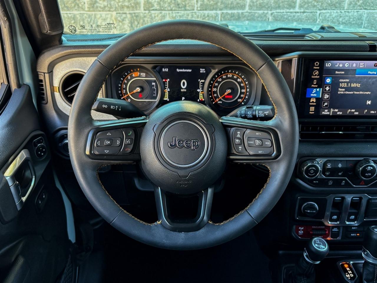 Jeep Wrangler  2024
