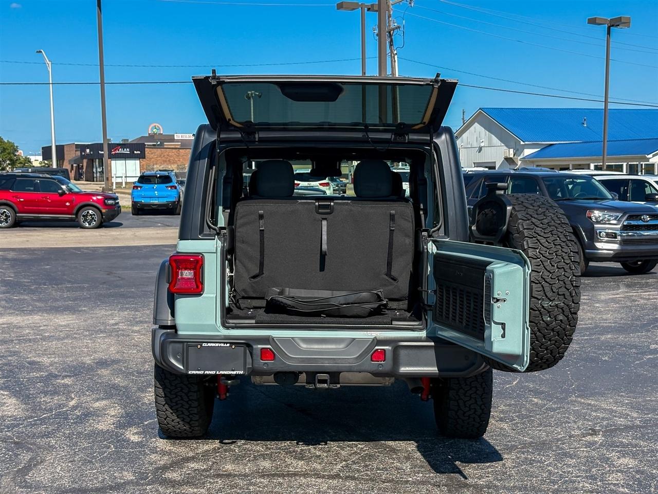Jeep Wrangler  2024