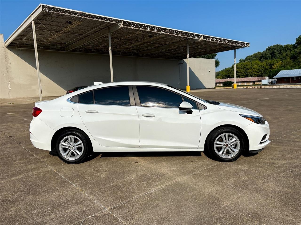 Chevrolet Cruze  2017