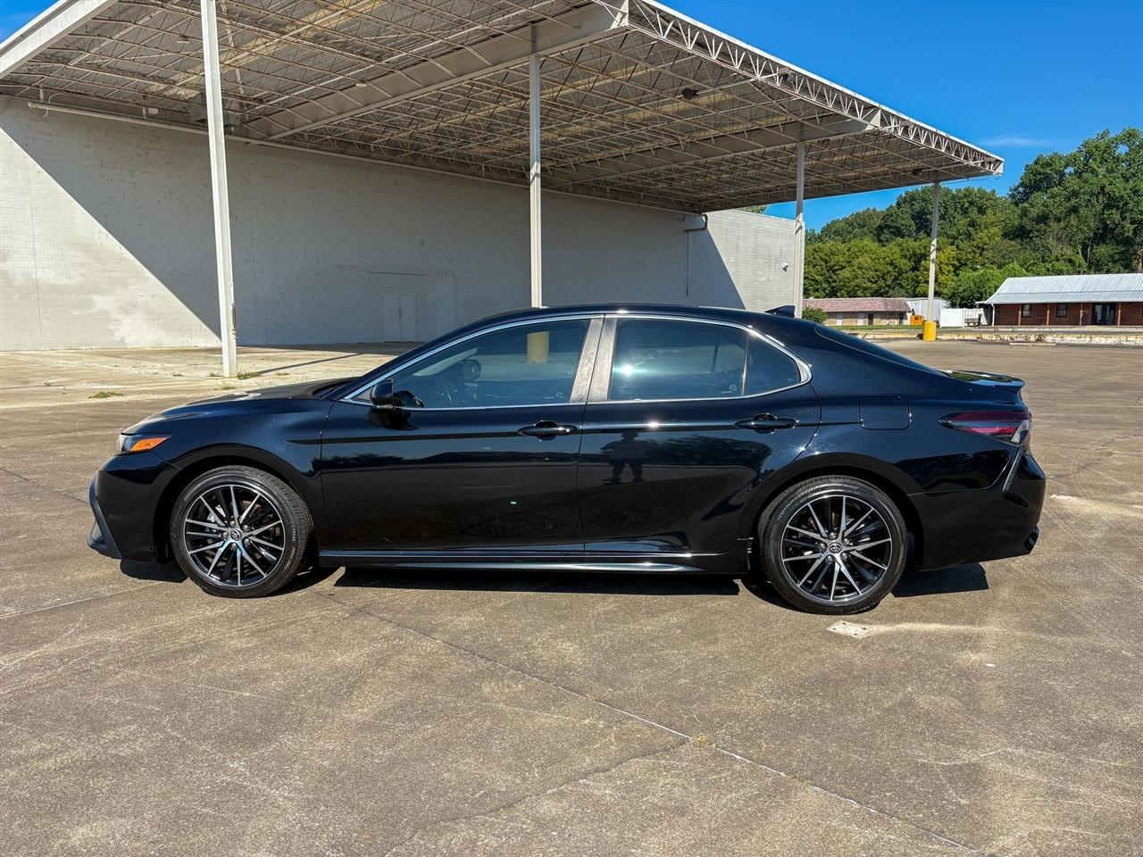 Toyota Camry  2024