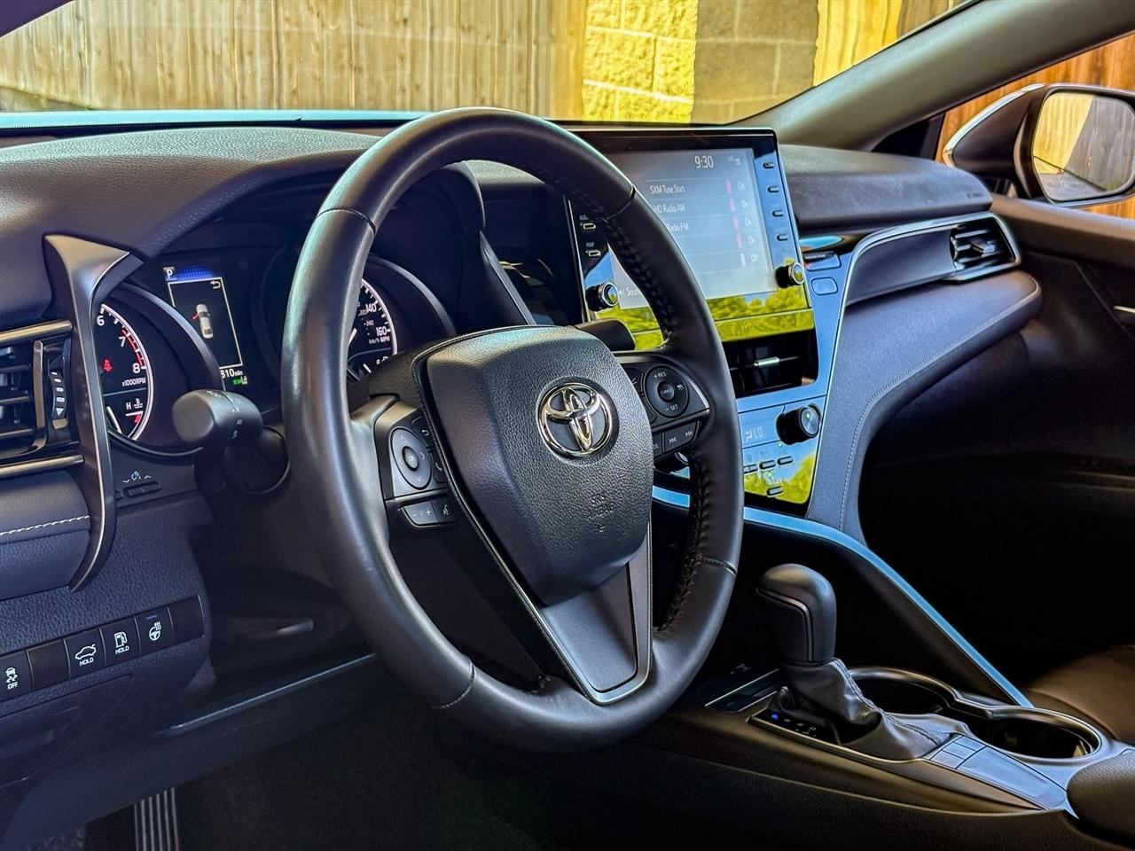 Toyota Camry  2024