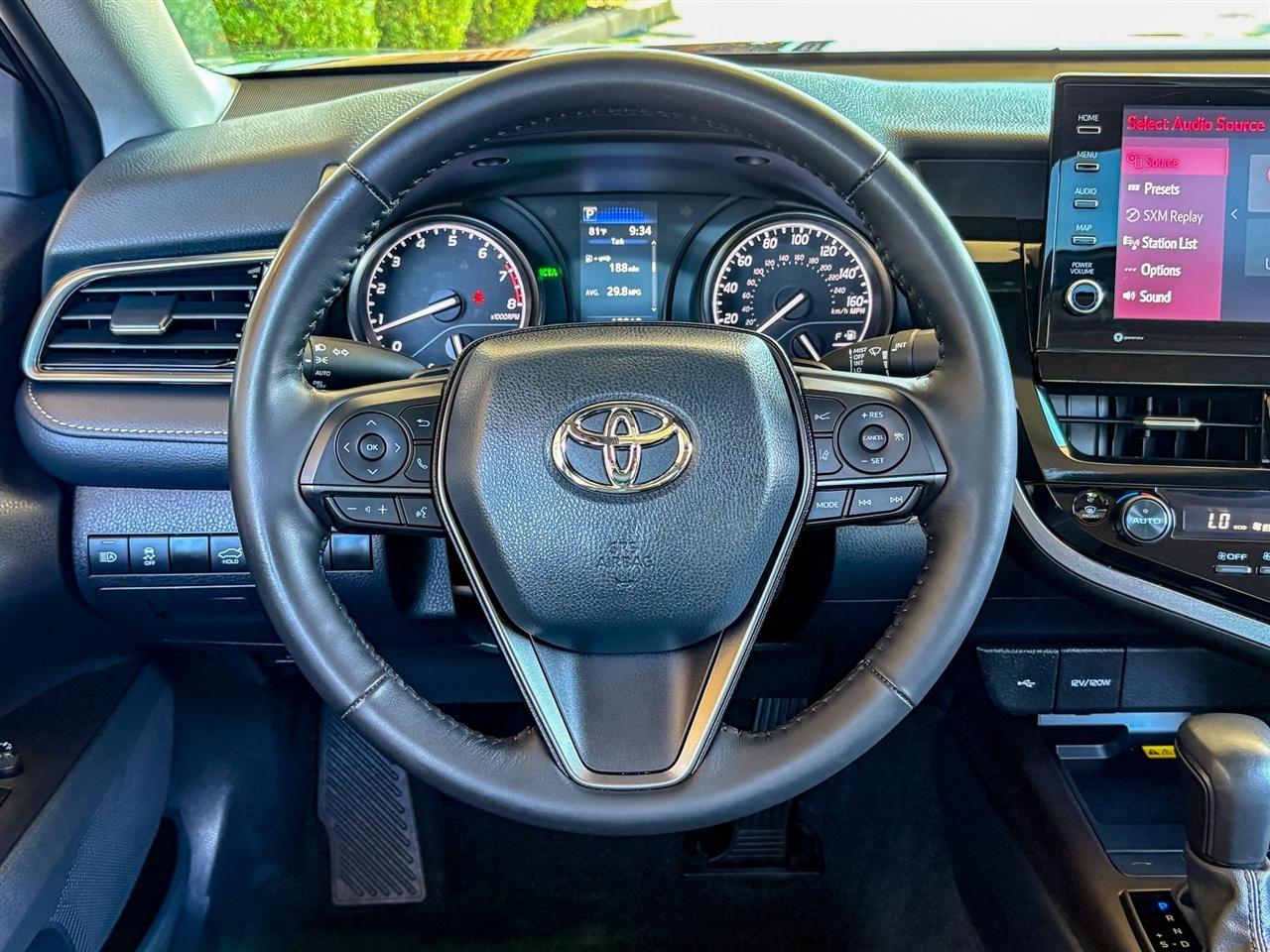 Toyota Camry  2024