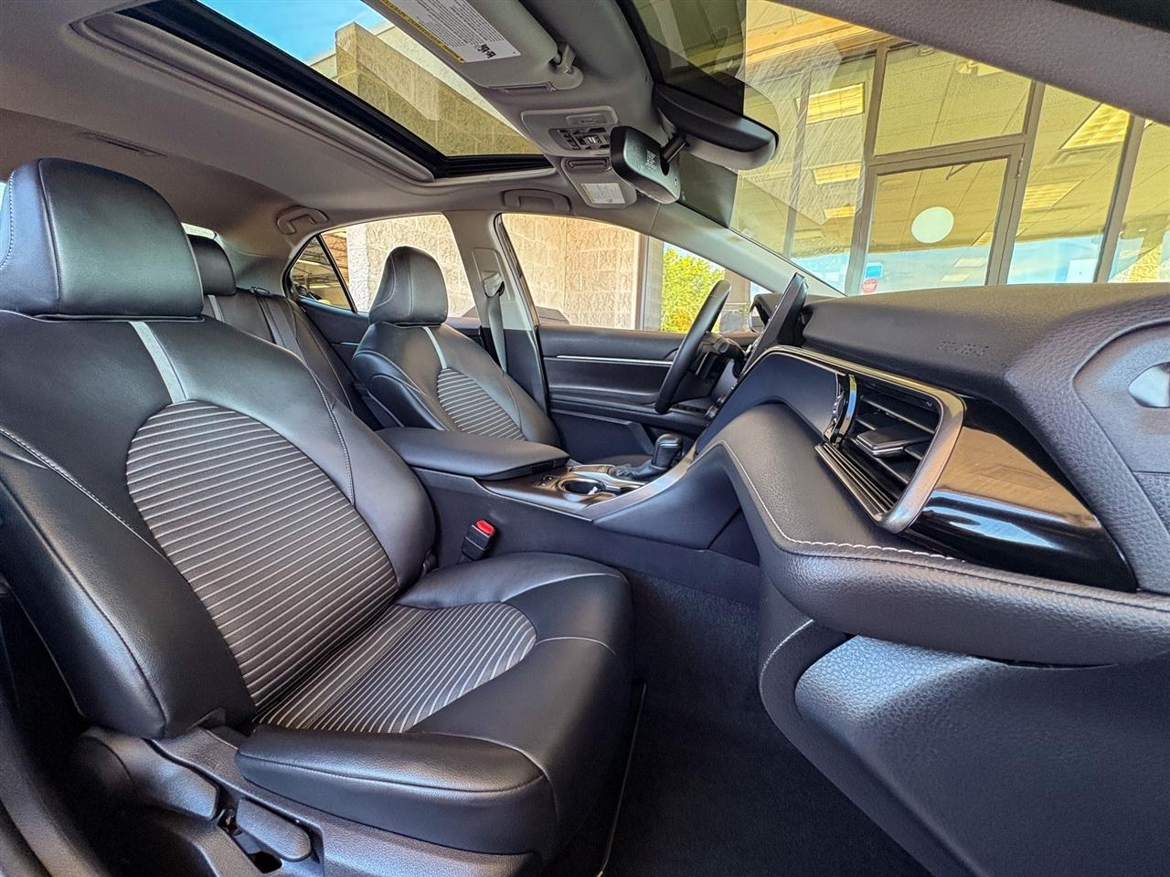 Toyota Camry  2024