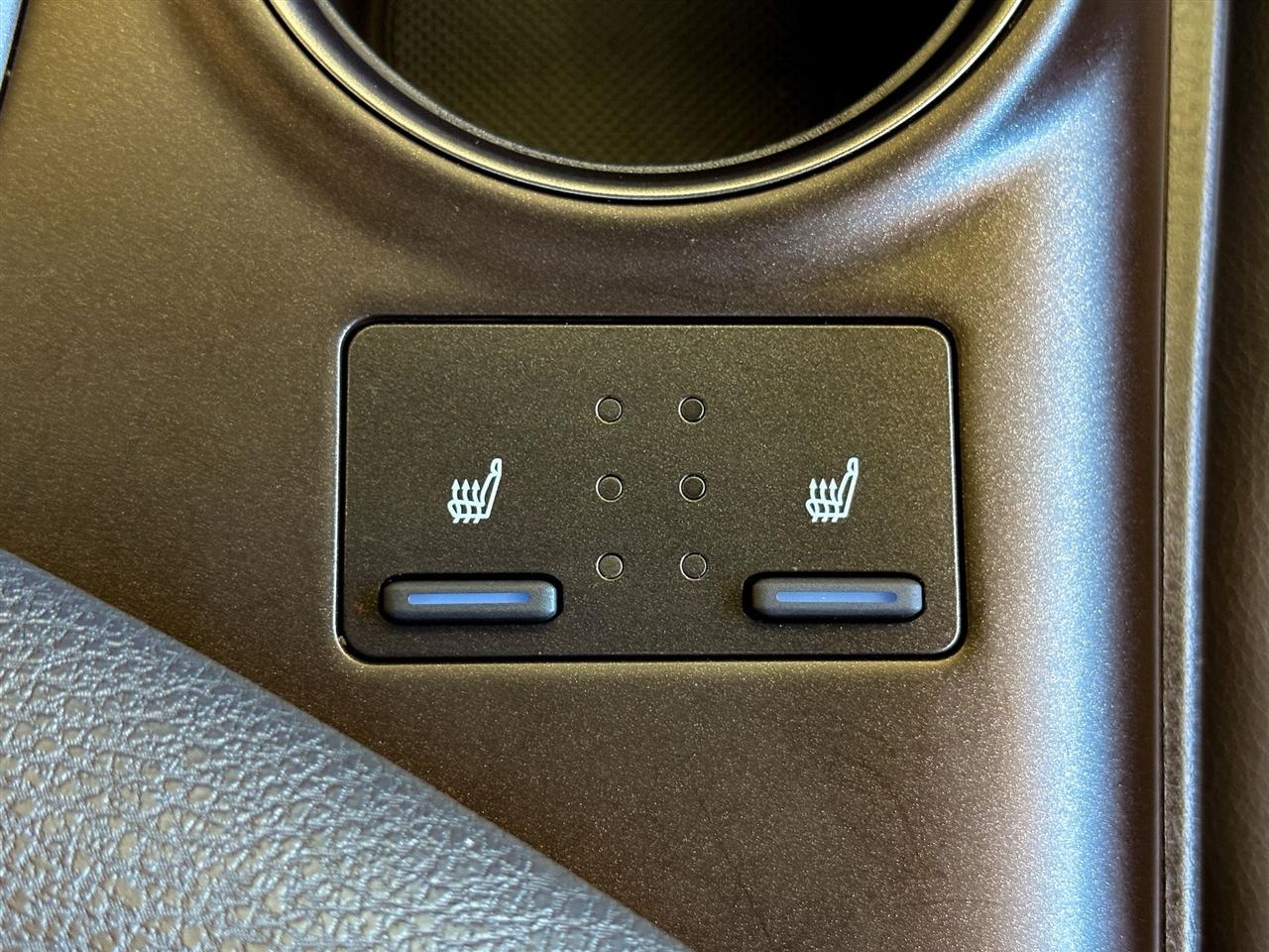 Toyota Camry  2024