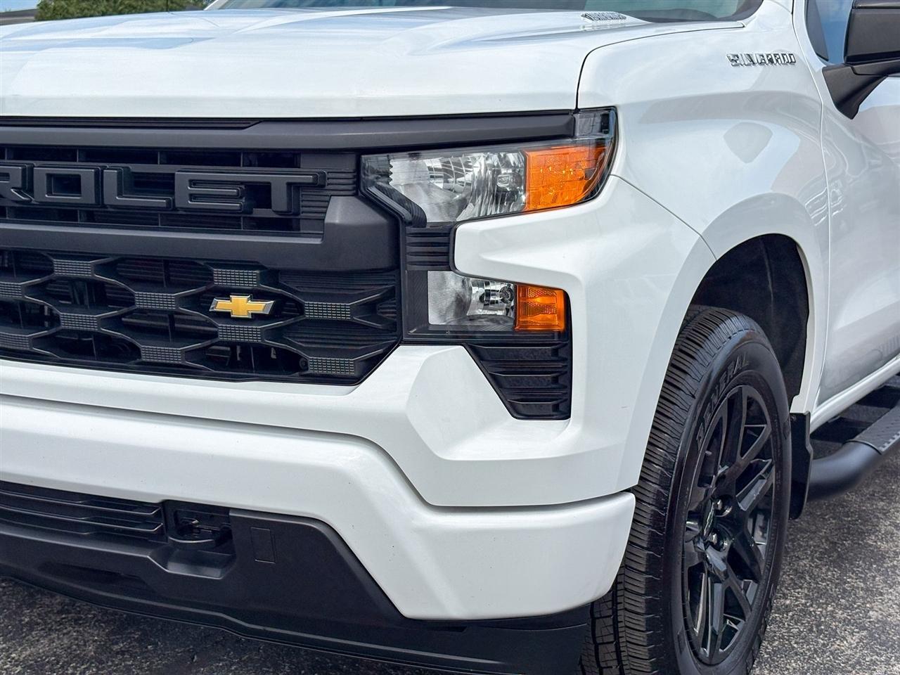 Chevrolet Silverado 1500  2025