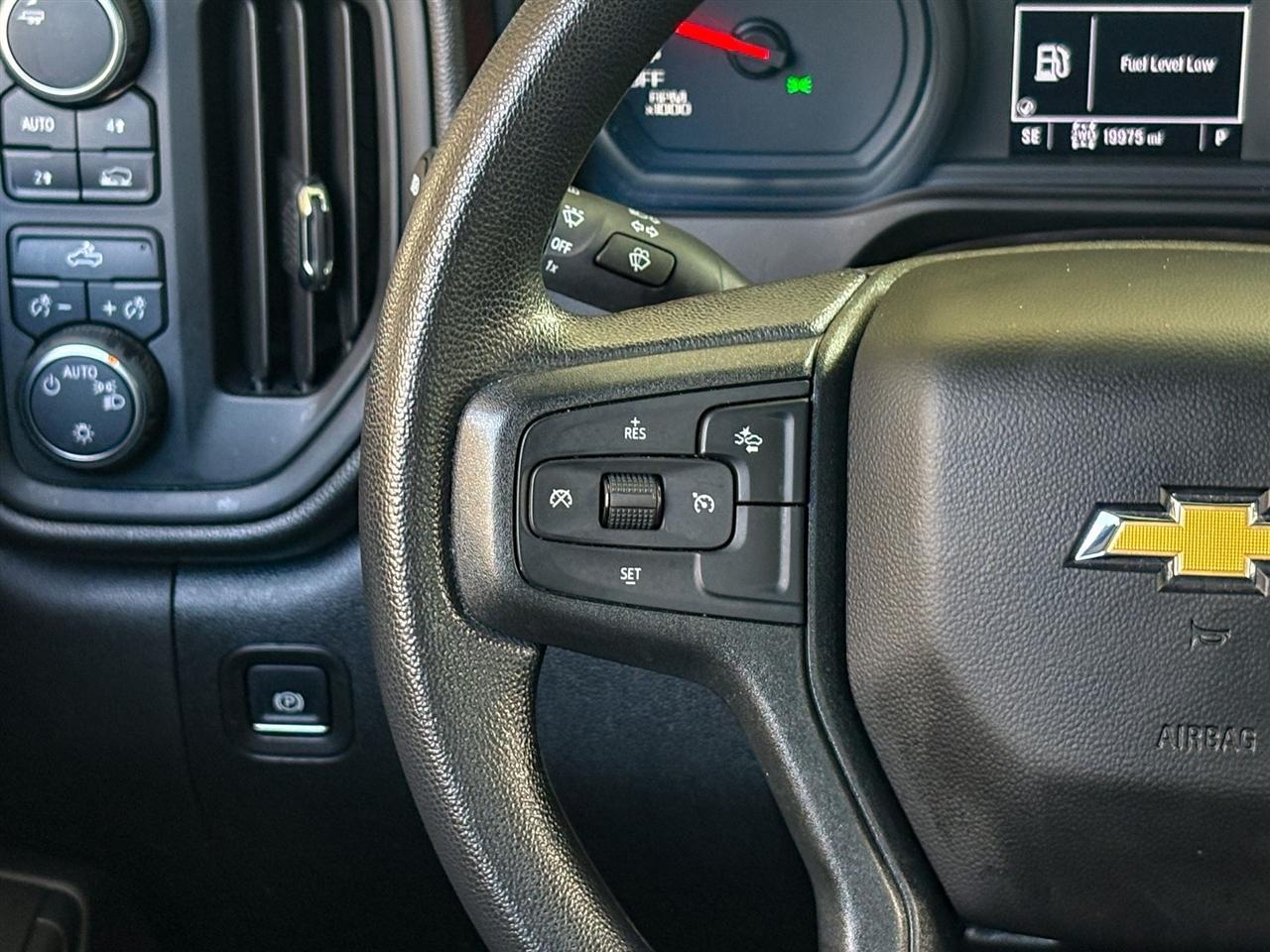 Chevrolet Silverado 1500  2025