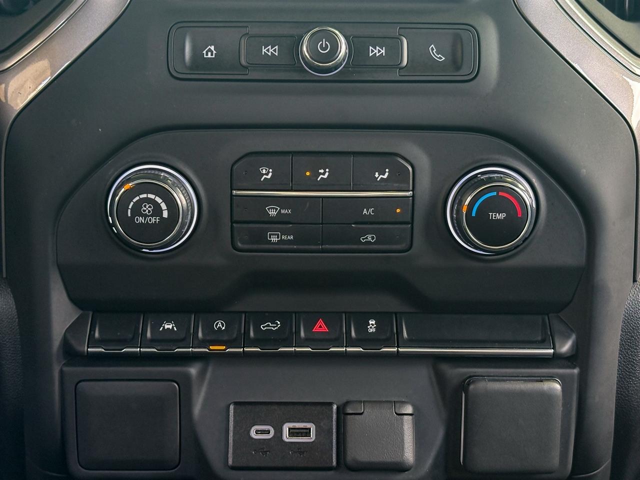Chevrolet Silverado 1500  2025