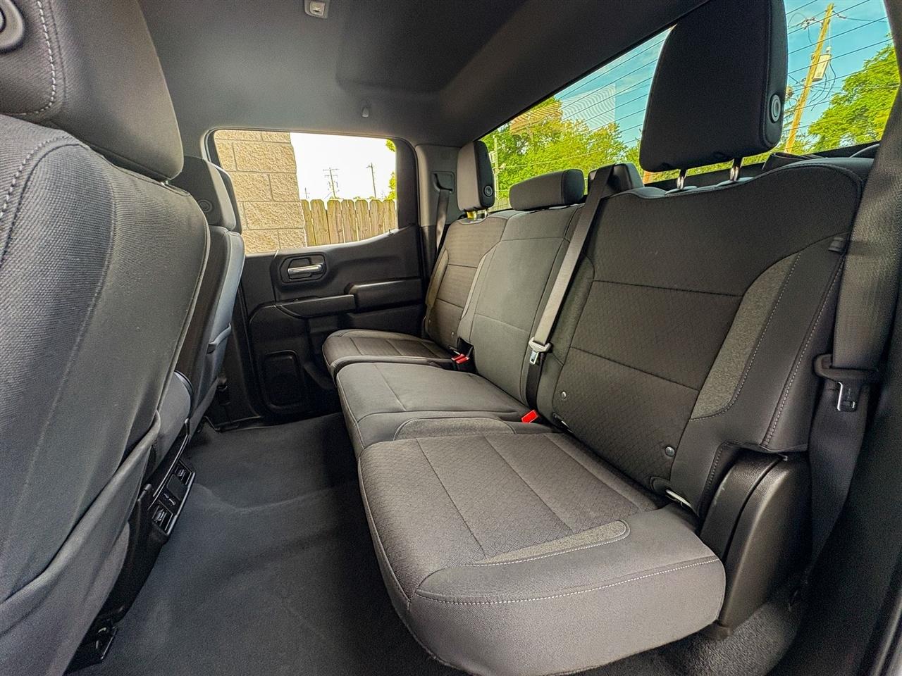 Chevrolet Silverado 1500  2025