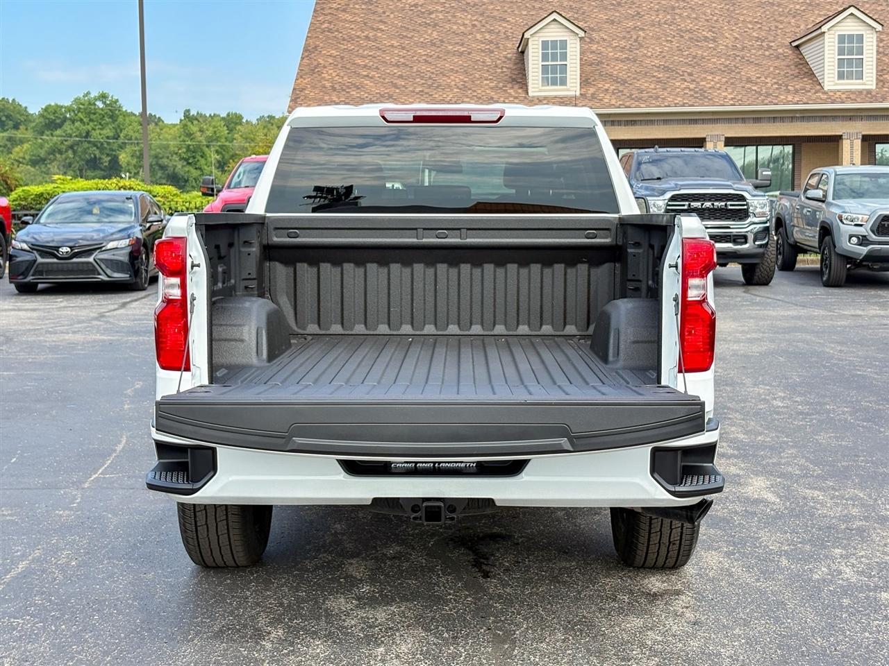 Chevrolet Silverado 1500  2025