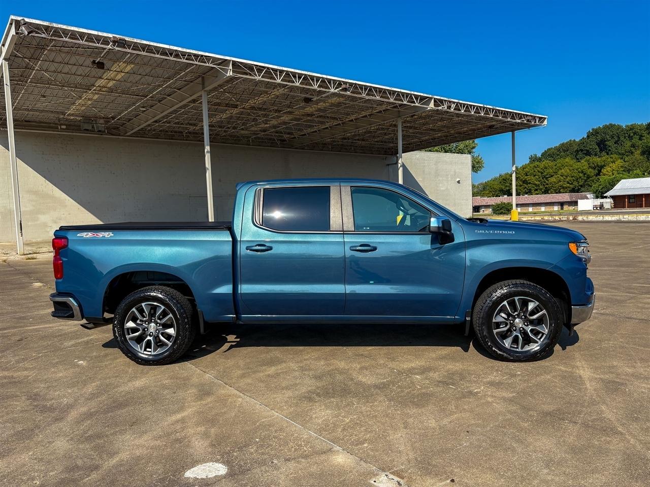 Chevrolet Silverado 1500  2024