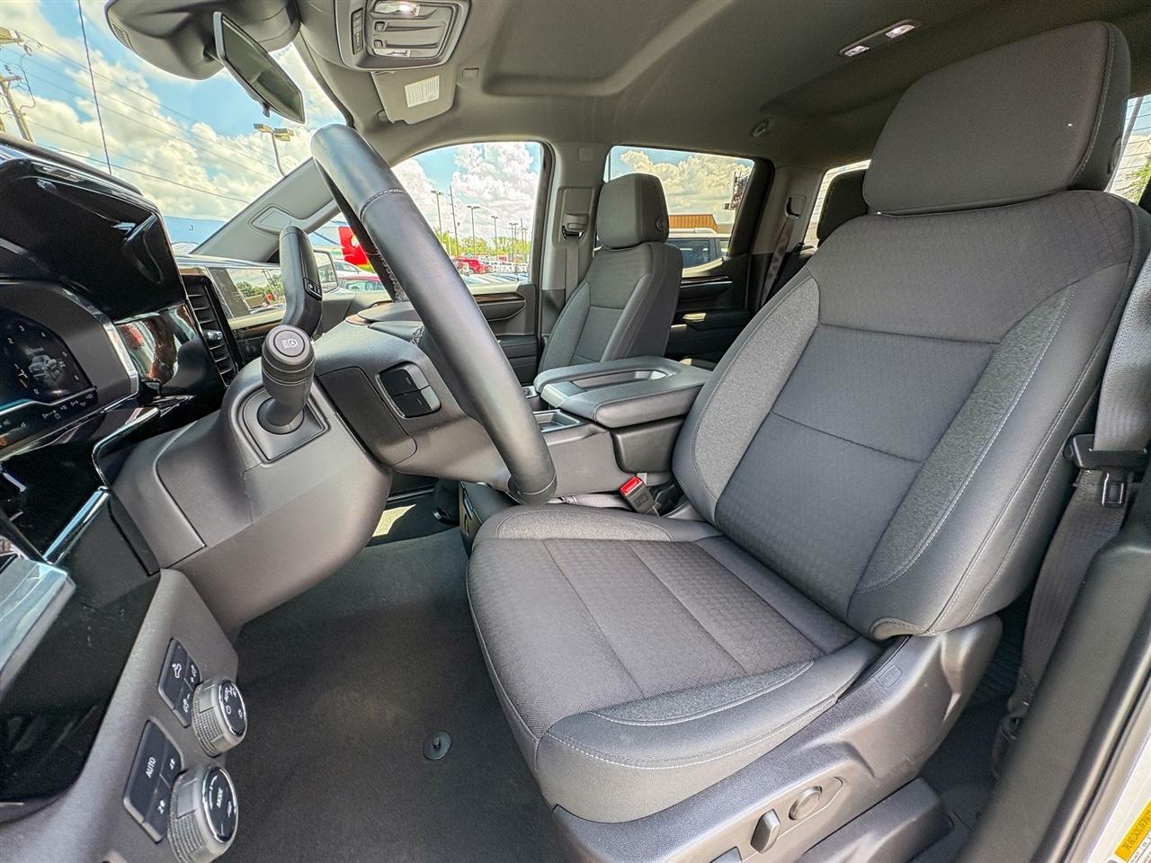 Chevrolet Silverado 1500  2024