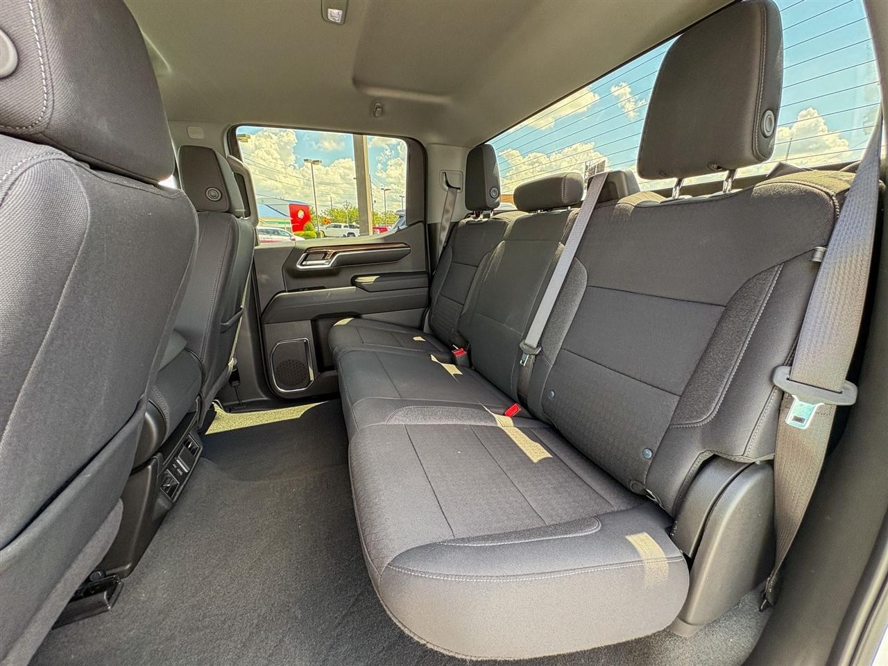 Chevrolet Silverado 1500  2024
