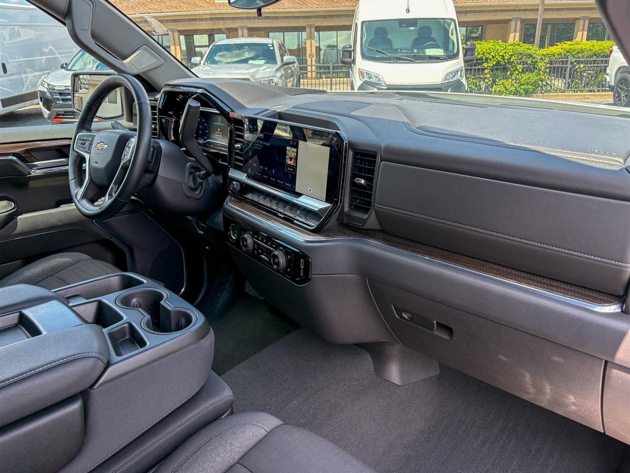 Chevrolet Silverado 1500  2024