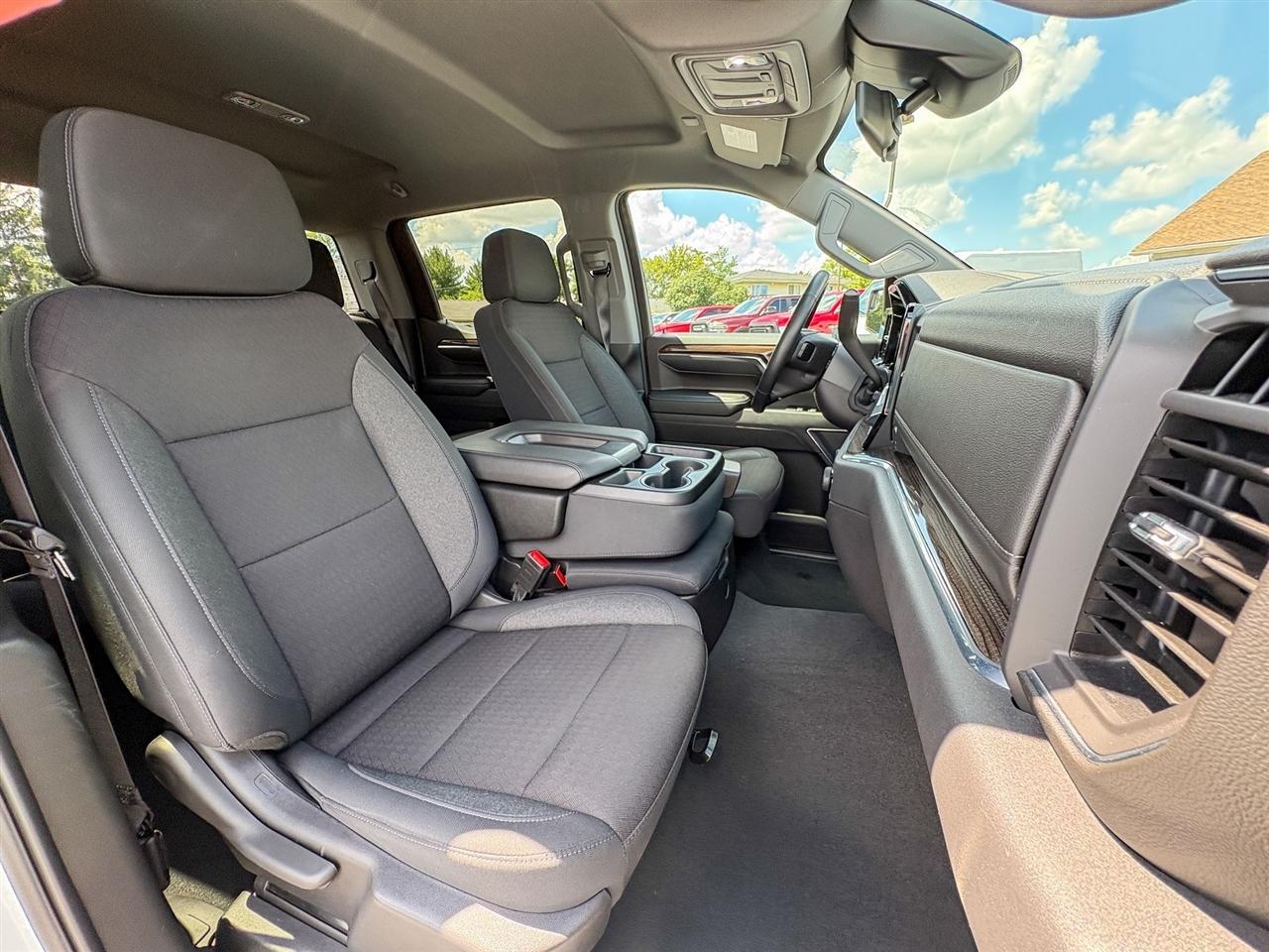 Chevrolet Silverado 1500  2024