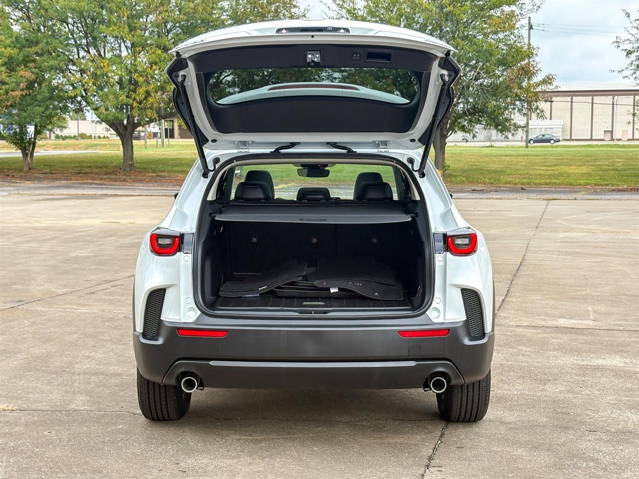 Mazda CX-50  2025
